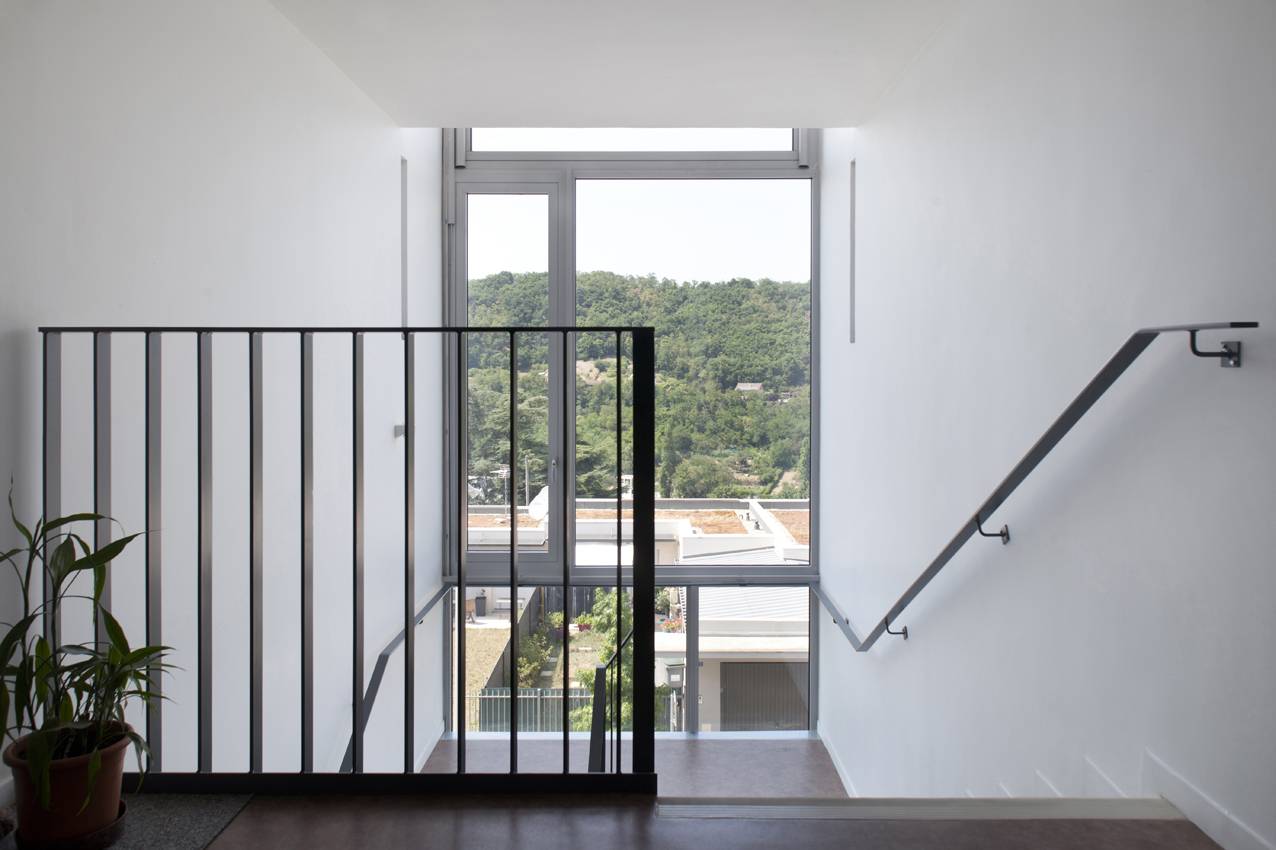 7 studiogardoni rive%20de%20gier escalier - Attribut alt par défaut.